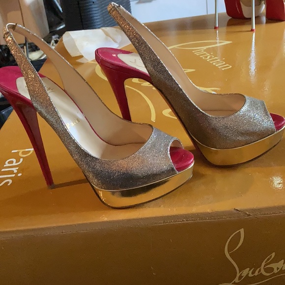 Authentic Christian Louboutin - Picture 2 of 9
